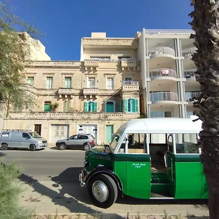 Blue Harbour Seafront With Large Terrace With Panoramic Sea Views - By Getawaysmalta
