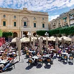 Blue Harbour Seafront With Large Terrace With Panoramic Sea Views - By Getawaysmalta *