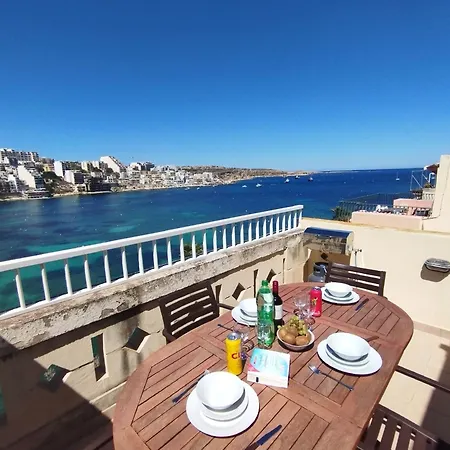 Blue Harbour Seafront Penthouse With Large Terrace With Panoramic Sea Views - By Getawaysmalta Apartment *