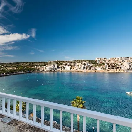 Apartment Blue Harbour Seafront Penthouse With Large Terrace With Panoramic Sea Views - By Getawaysmalta *