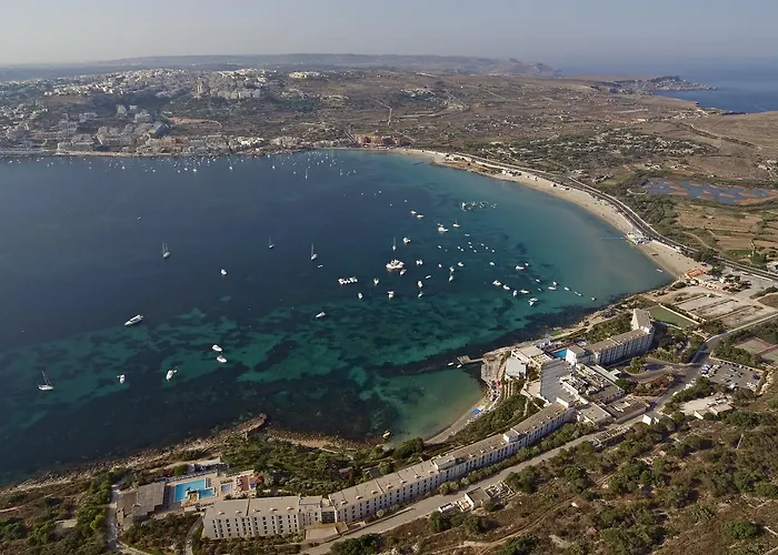 Lägenhet Blue Harbour Seafront Penthouse With Large Terrace With Panoramic Sea Views - By Getawaysmalta