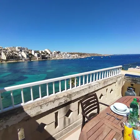 Lejlighed Blue Harbour Seafront Penthouse With Large Terrace With Panoramic Sea Views - By Getawaysmalta San Pawl il-Baħar